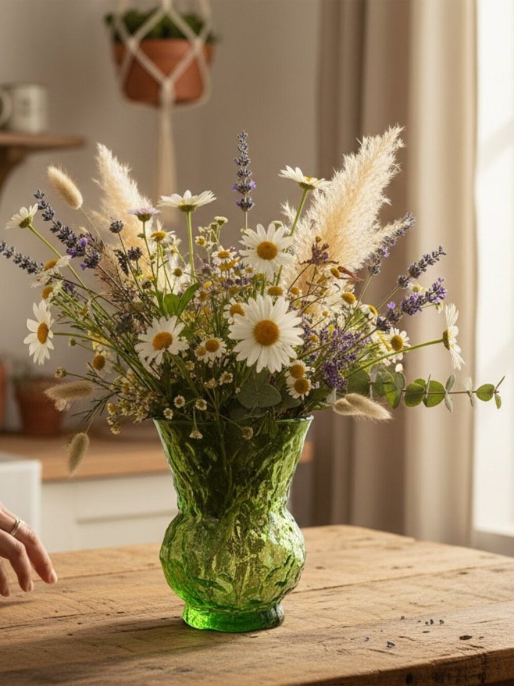 MCM E.O. Brody Cleveland Bouquet Flower Vase Emerald Green Crinkle Glass